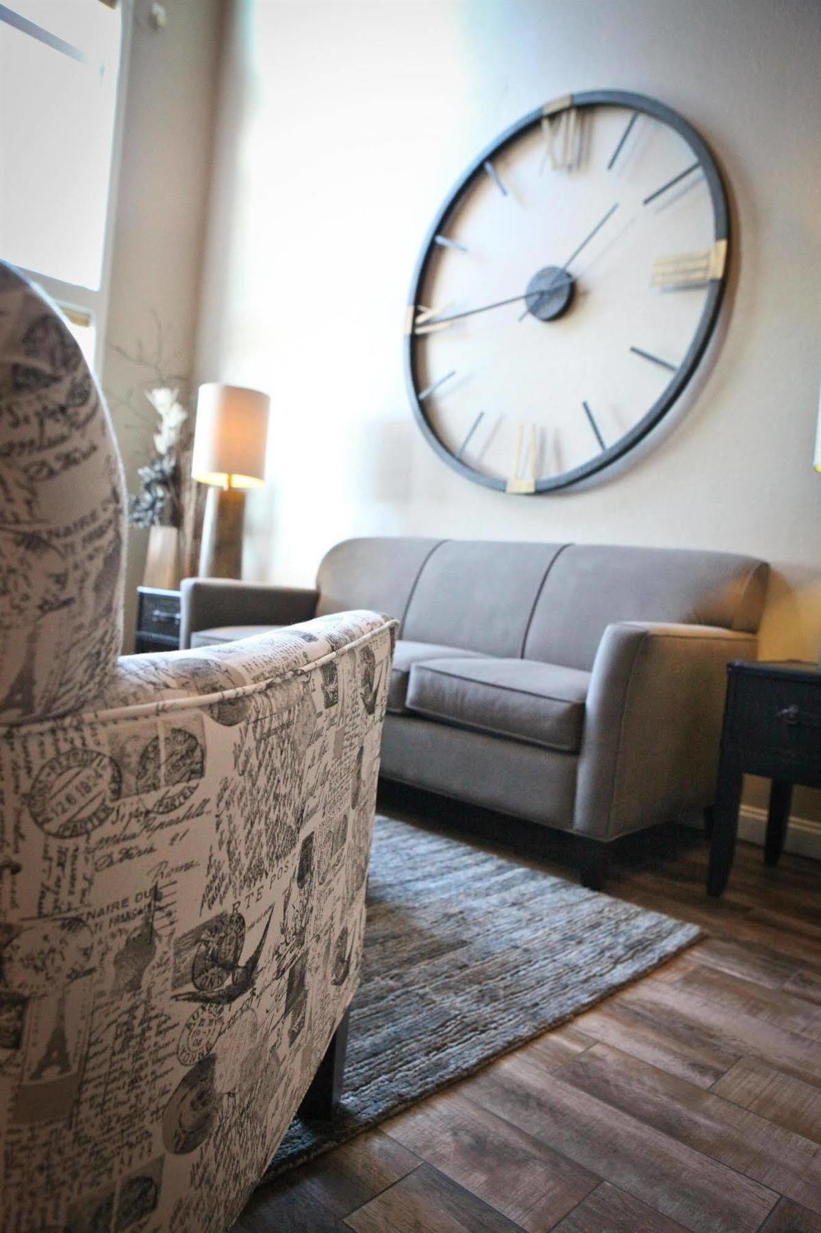 Grandstay Hotel & Suites Perham Екстериор снимка